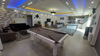 ویلا چهارخوابه استخردار آبگرم درخشان