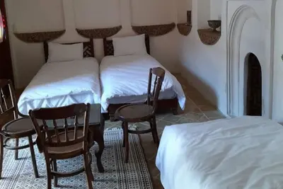 اقامتگاه سنتی شاسوسا - واحد سه تخته پنج دری