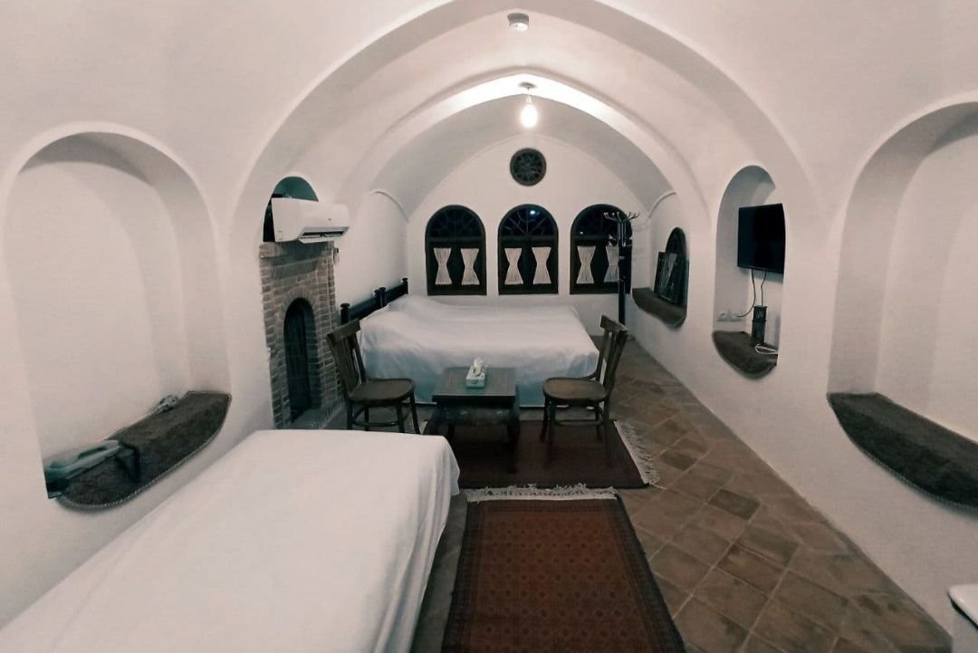 اقامتگاه سنتی شاسوسا واحد سه تخته‌ی بالا خانه