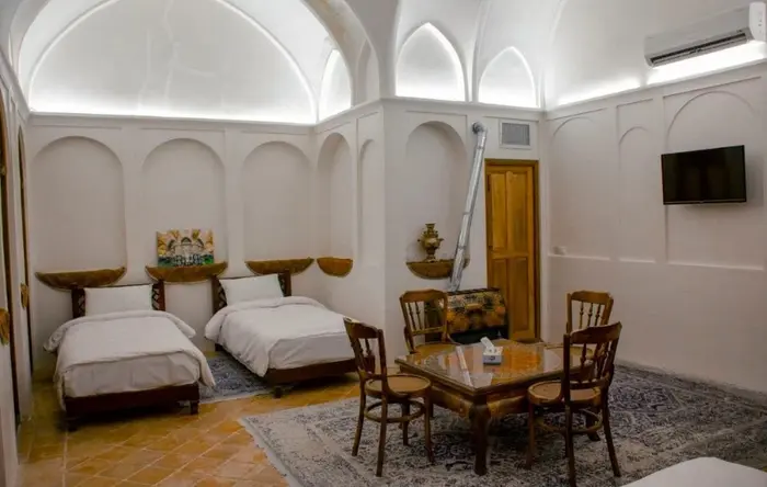 اقامتگاه سنتی شاسوسا - واحد چهار تخته شاه نشین