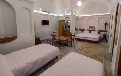 اقامتگاه سنتی شاسوسا - واحد چهار تخته شاه نشین