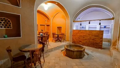 اقامتگاه سنتی شاسوسا واحد دوتخته گوشواره پنج دری