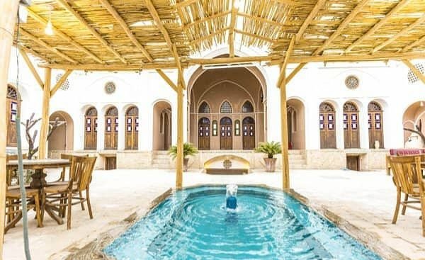 اقامتگاه سنتی شاسوسا - واحد پنج تخته vip سرداب