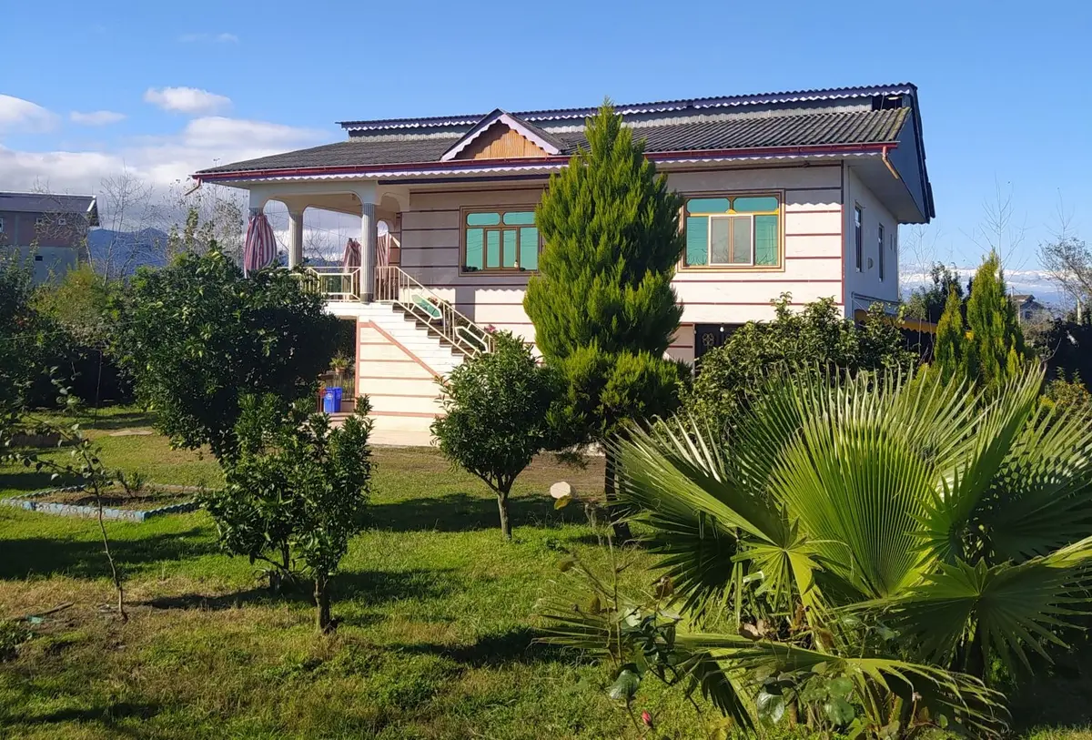 ویلا دوخواب ساحل دریا ۳ - فضای ویلا باغ