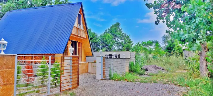 کلبه دوخوابه چوبی جنگلی گیتی