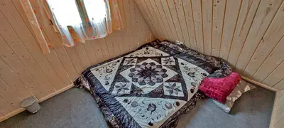 کلبه دوخوابه چوبی جنگلی گیتی