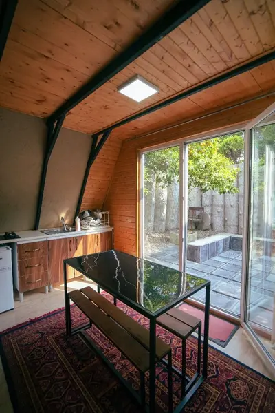 کلبه دنسه بام هیرکانی - واحد راش