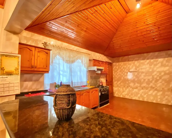 چهار خواب متل قو