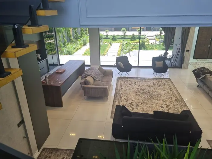 ویلا چهارخوابه استخردار آبگرم حلما 2