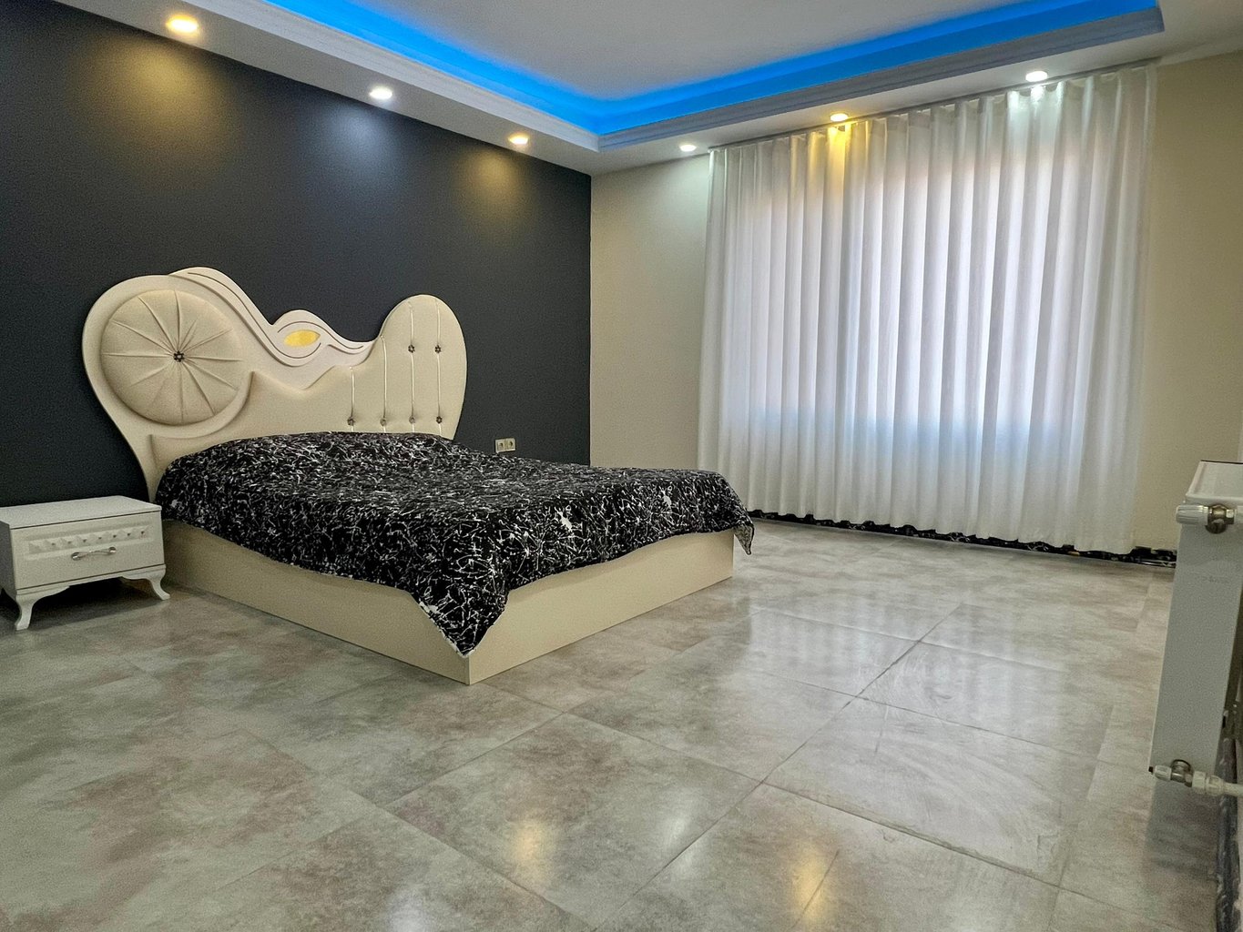 سه خوابه استخردار آبگرم نَمیر