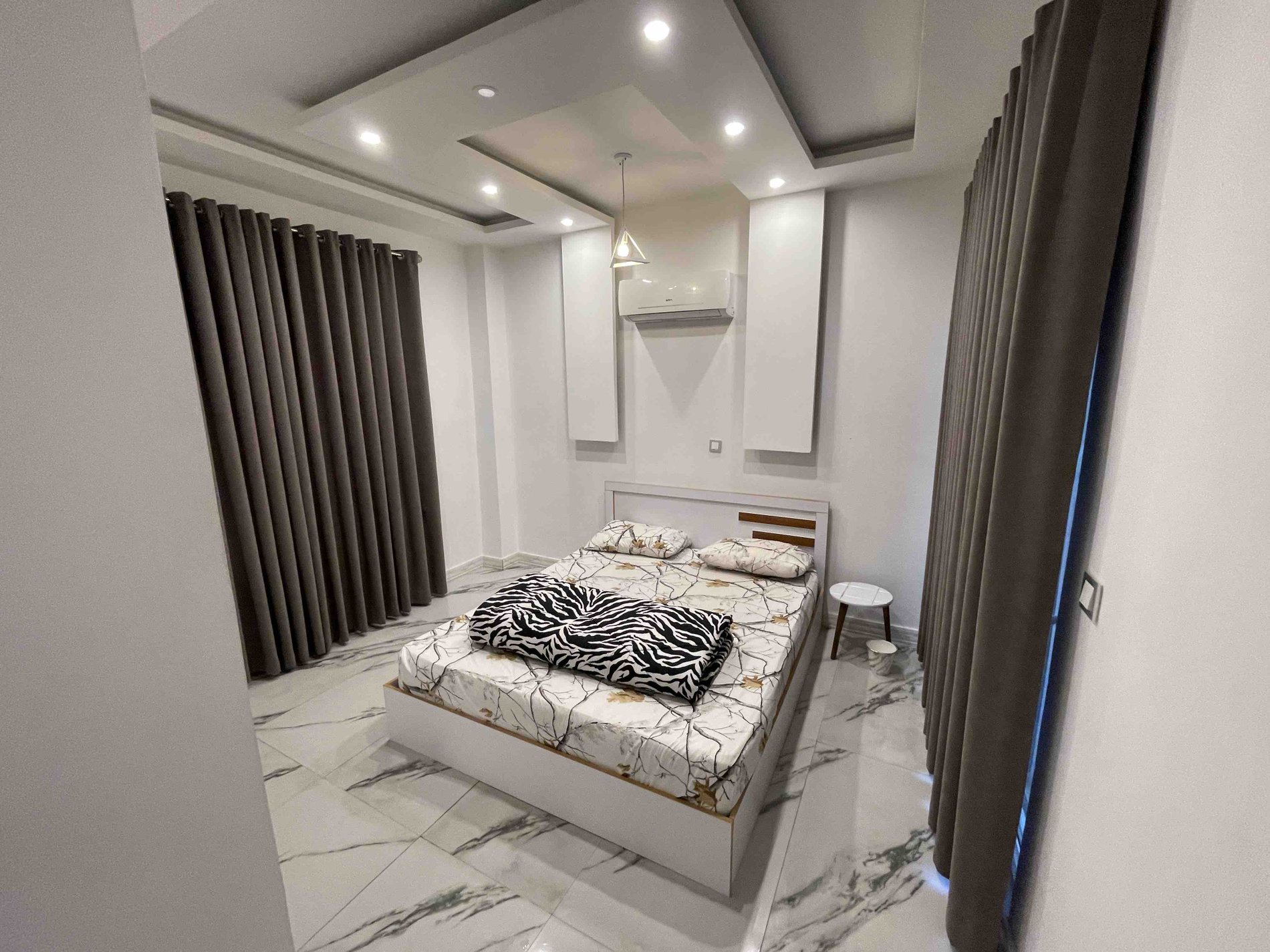 ویلا سه خوابه استخردار آبگرم هادی 1