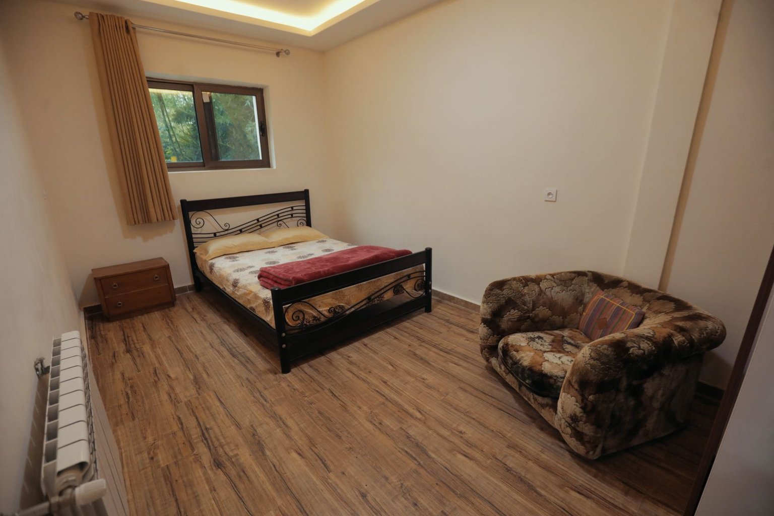 ویلا دوخوابه چشم انداز باغ 2