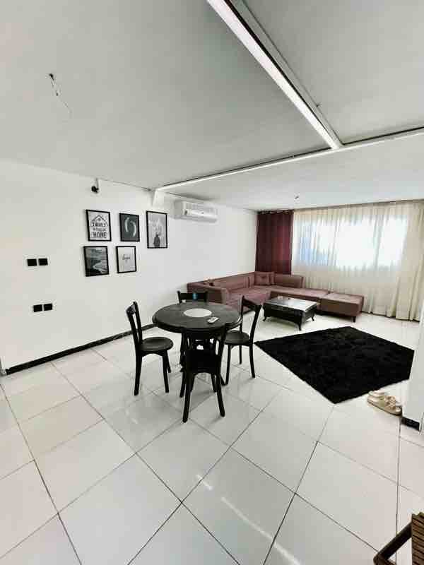 آپارتمان یک خوابه وکیل آباد واحد 1