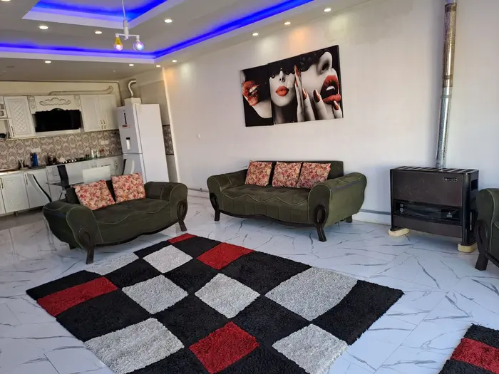 دوخوابه استخردار آبگرم ارغوانا