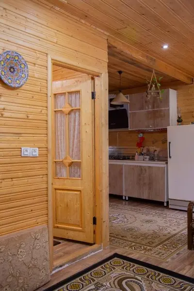 کلبه یک خوابه چوبی رهنما 1