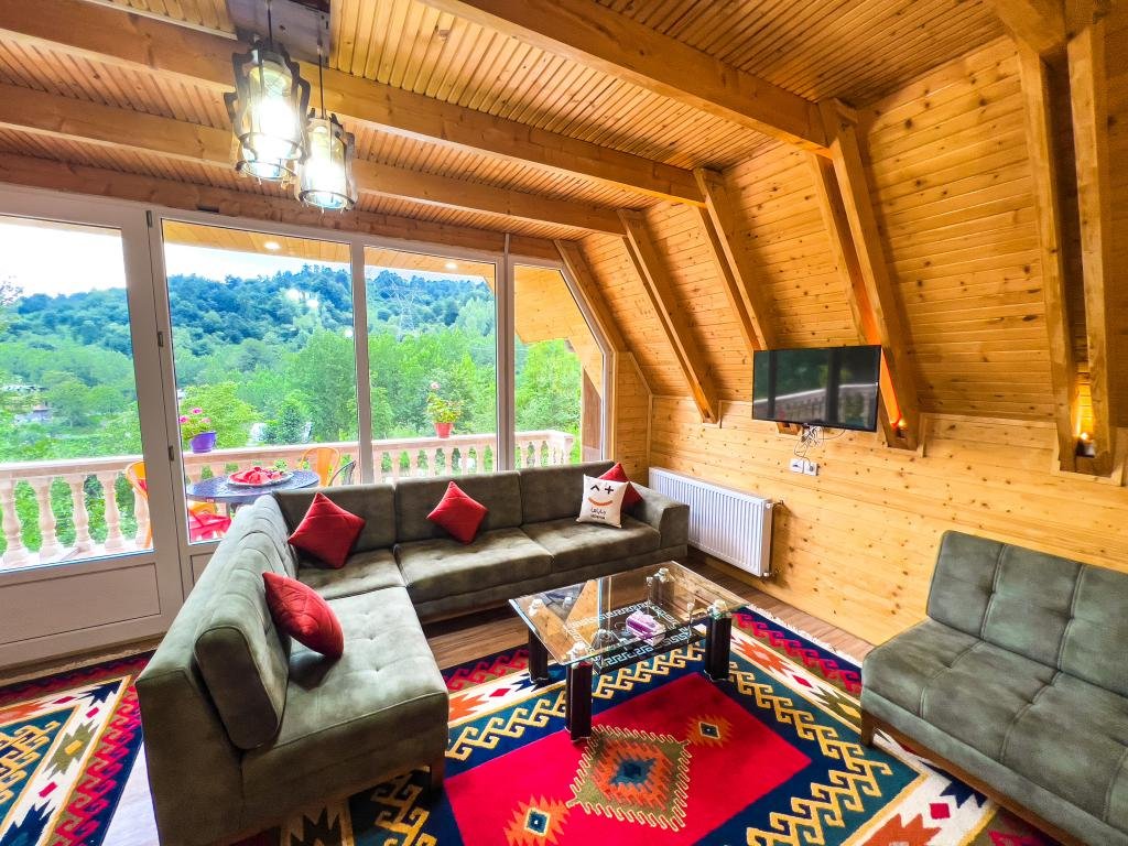 یک خوابه سوئیسی استخردار آبگرم لفور