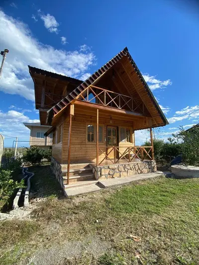 کلبه یک خوابه سوئیسی منصوری