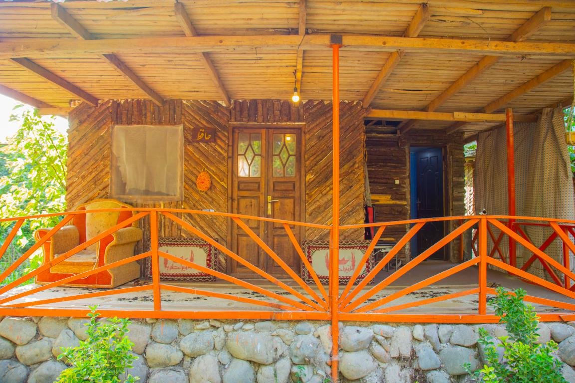 کلبه امپراطور - واحد حافظ