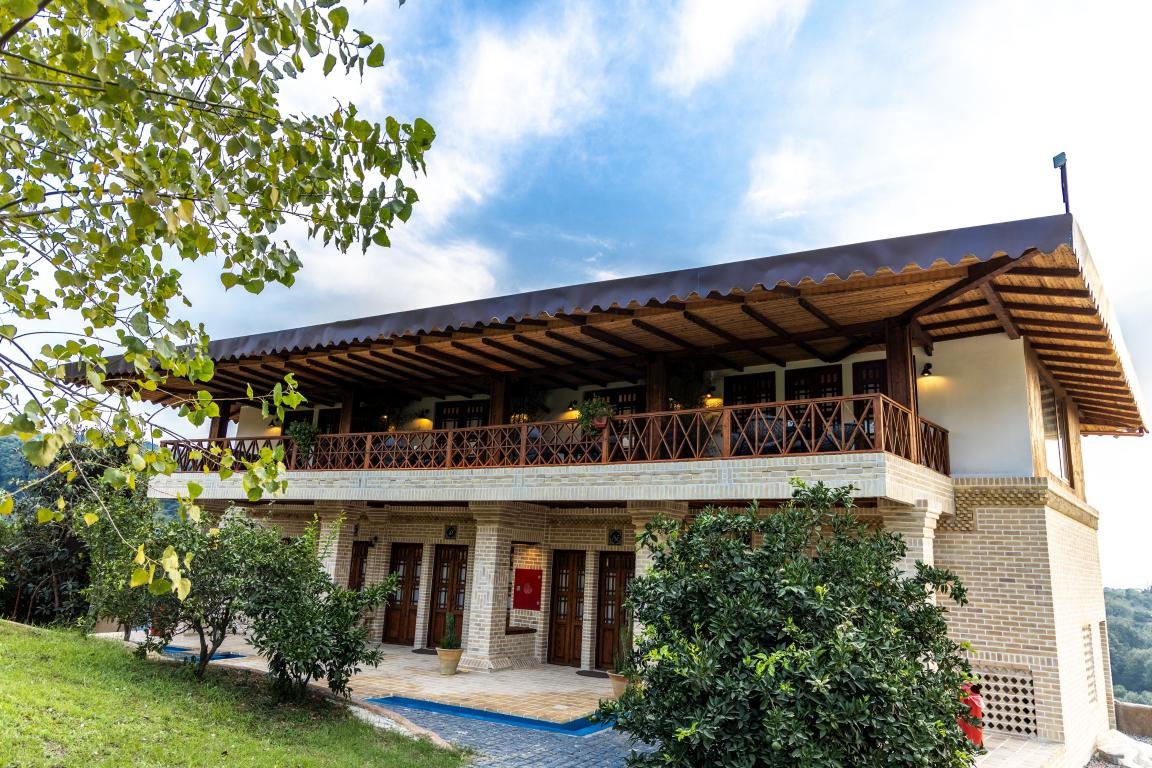 استارسو - واحد عمارت درختان تل تلی