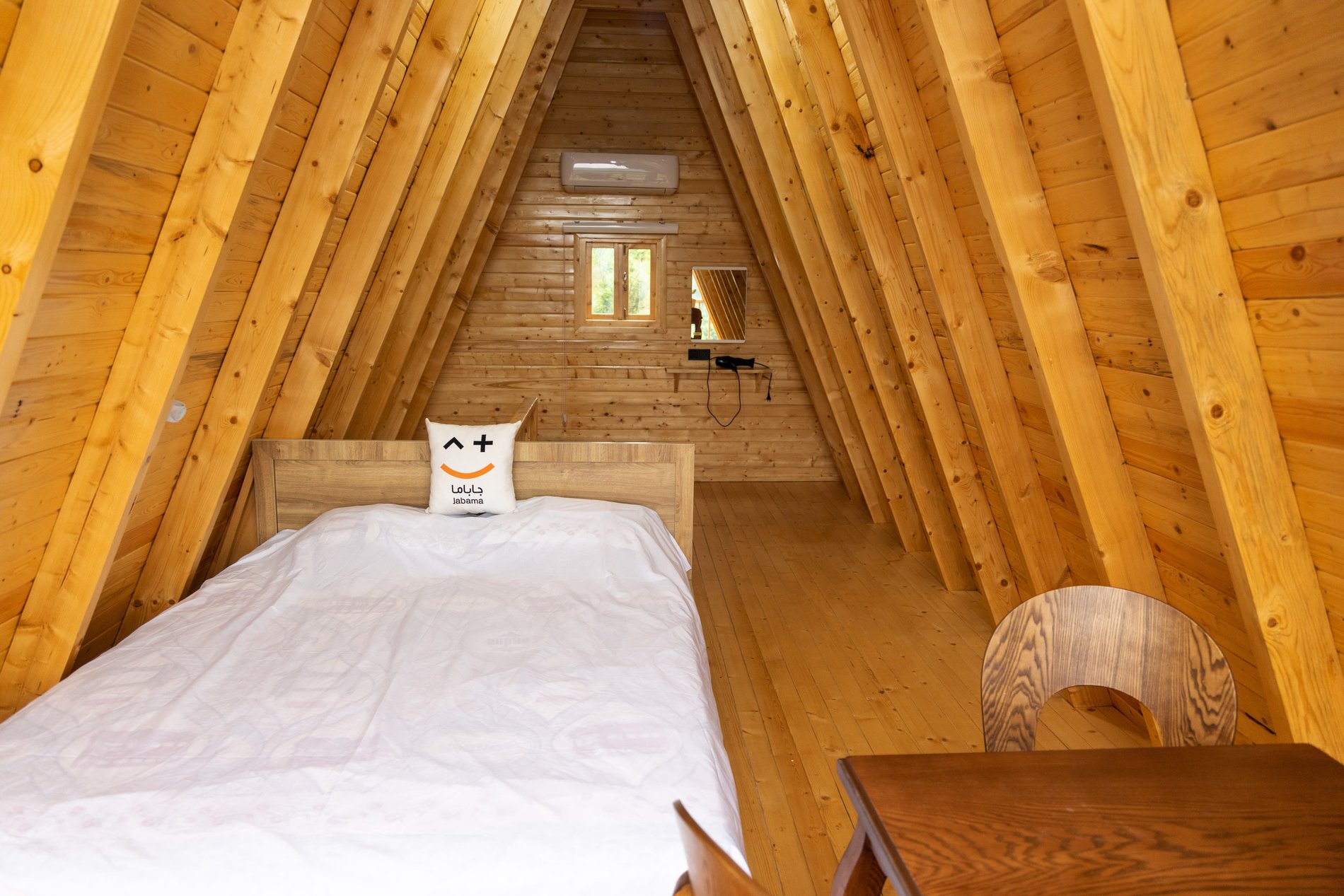 فلت سوئیسی فانوس - واحد vip 1