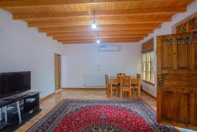 بومگردی عمارت خورشید - واحد vip