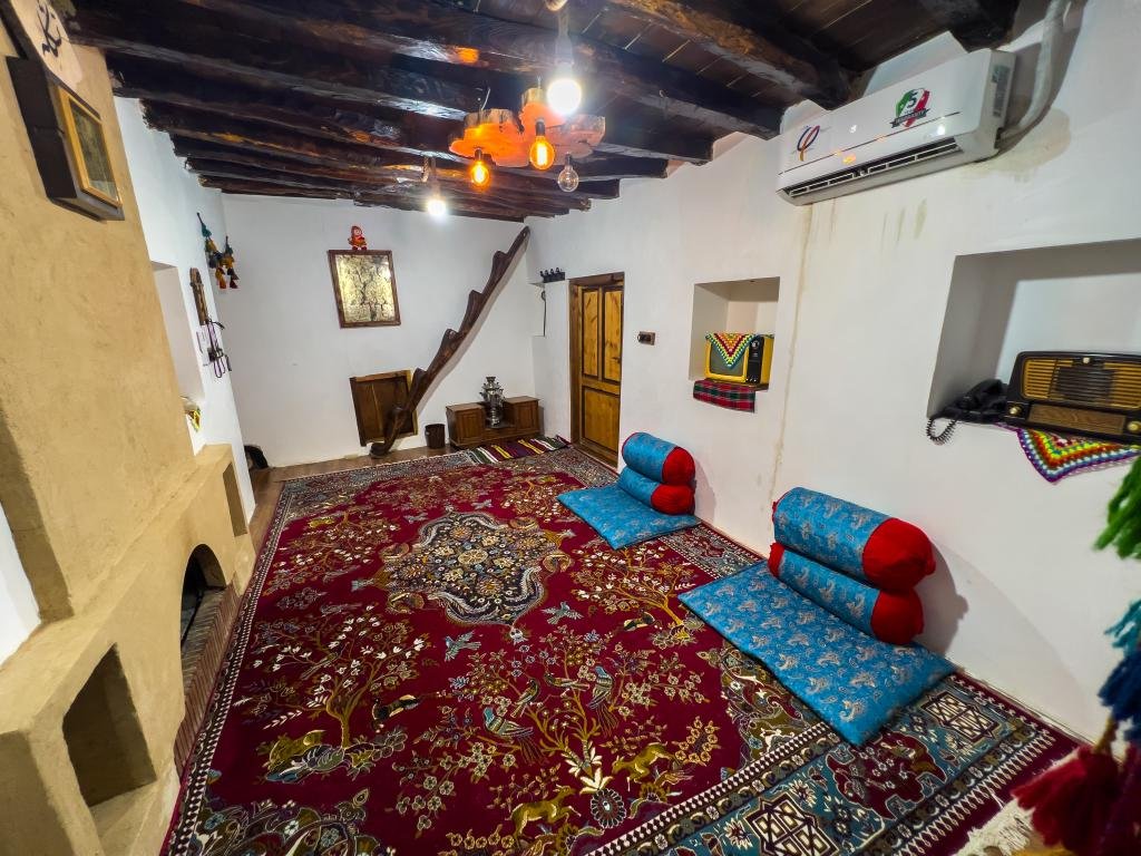 بوم گردی چهارخوابه خانه آسنی