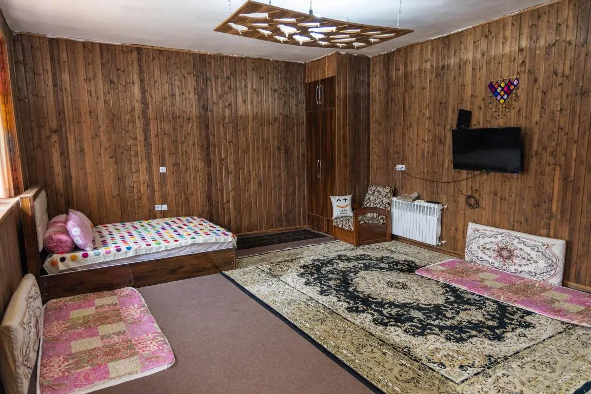 بوم گردی سیندخت - واحد میچکا