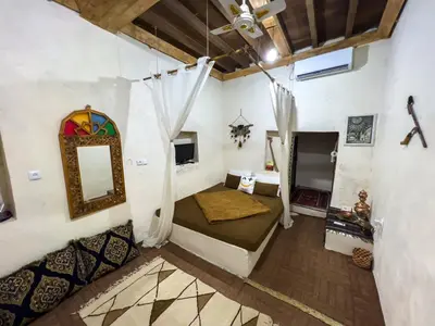 اقامتگاه سنتی دنیای صوفی - واحد منصورحلاج