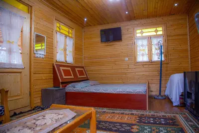 کلبه فلت چوبی رهنما 2