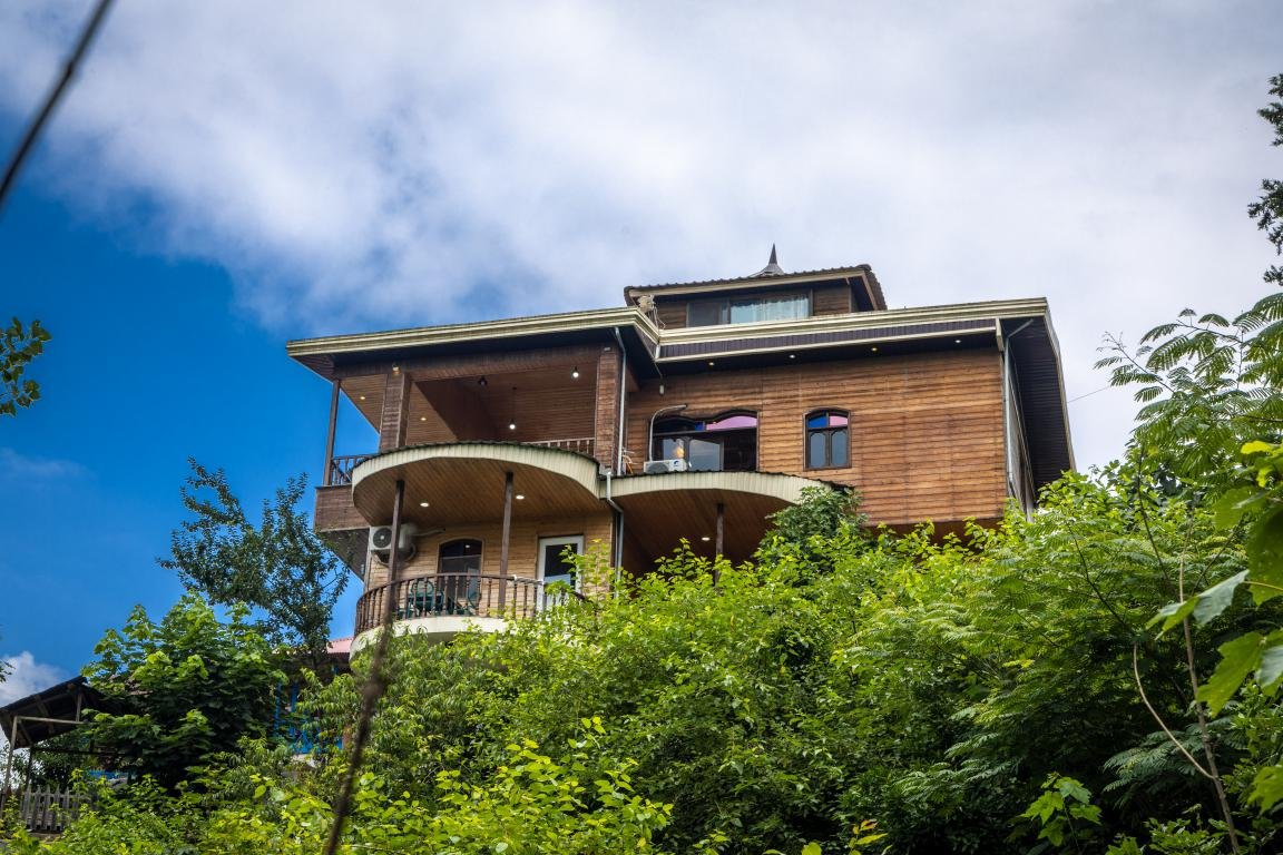 بومگردی مین سی ۱ -  واحد پاپلی جکوزی دار