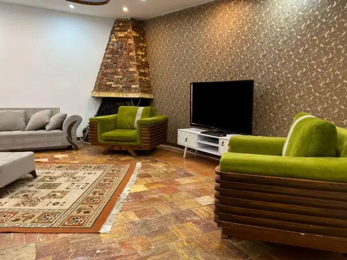 دوخوابه استخردار جاده آغشت