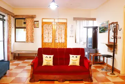 آپارتمان دوخوابه ساحلی زرین 1