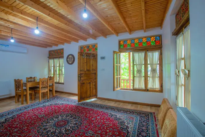 بوم گردی عمارت خورشید - واحد vip -