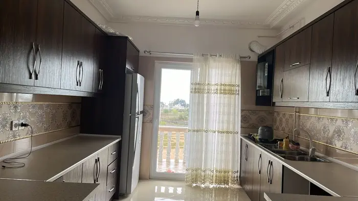 آپارتمان دوخوابه سورخانی واحد 2