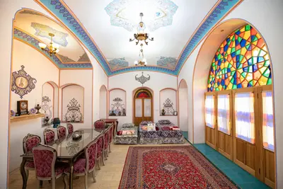 اقامتگاه سنتی امیرالسلطنه - واحد شاه نشین