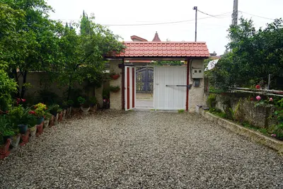 سوئیت یک خوابه قورچیان