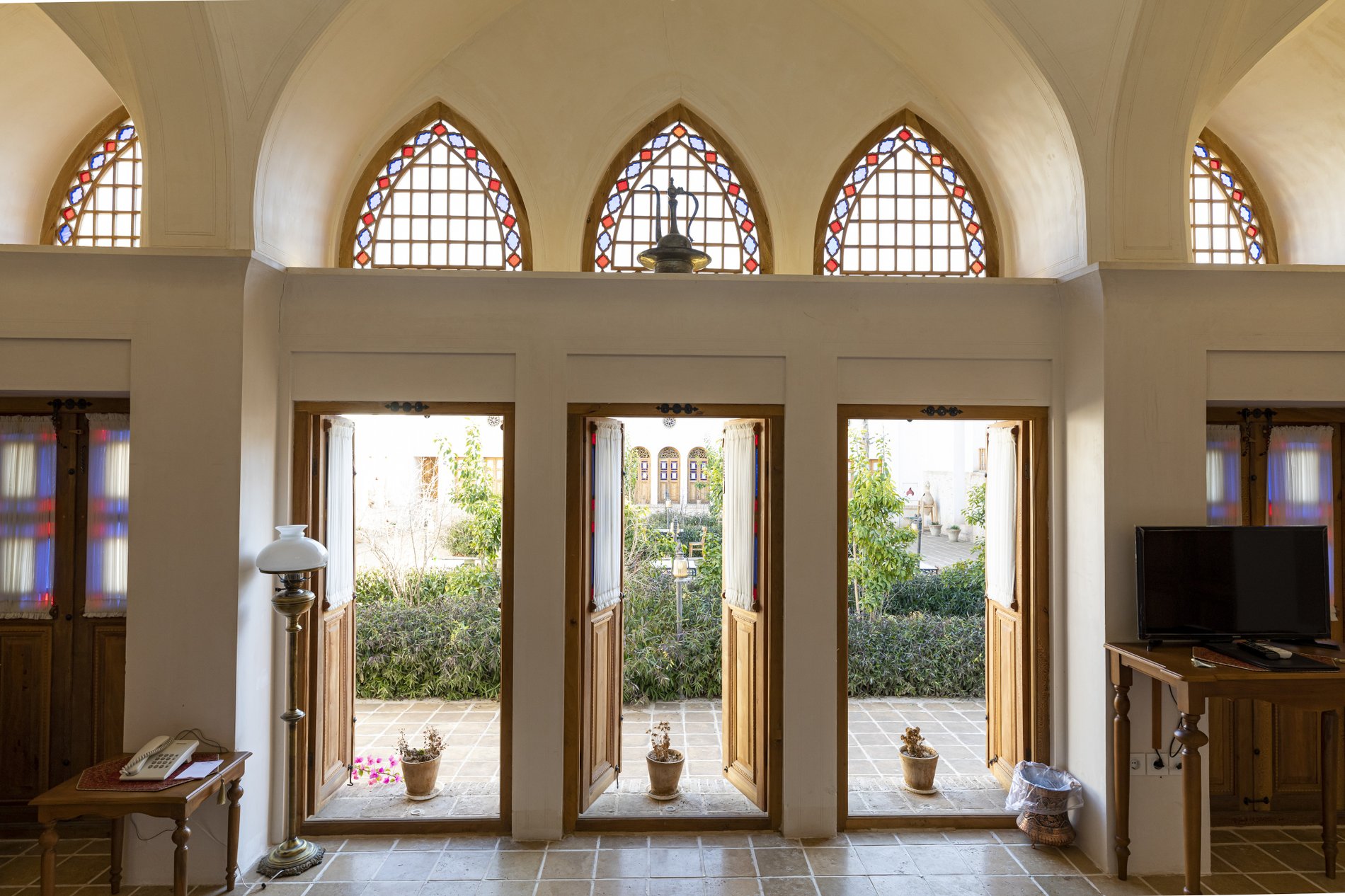 سرای کاسیان - واحد 105 پنج دری اعیانی