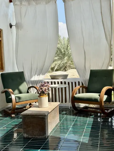 بومگردی پنج خوابه ساحلی استخردار نخلستون