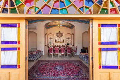 اقامتگاه سنتی امیرالسلطنه - واحد شاه نشین