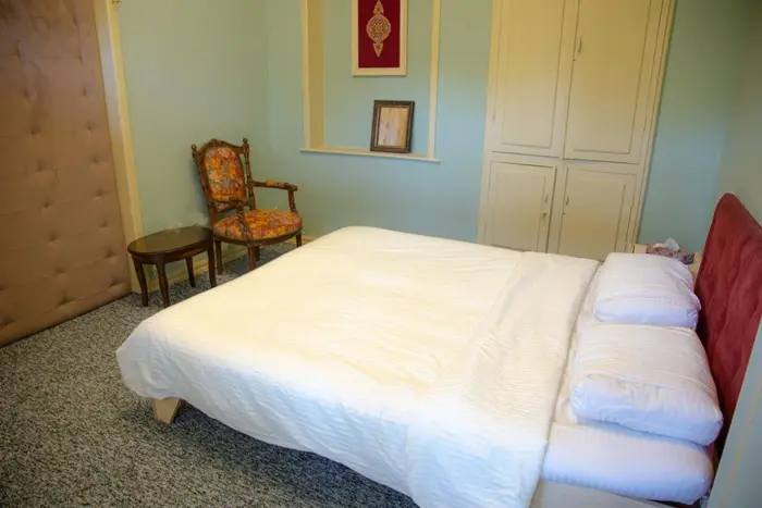 اقامتگاه سنتی بوتیک هتل دیمه - واحد کنج روزگار