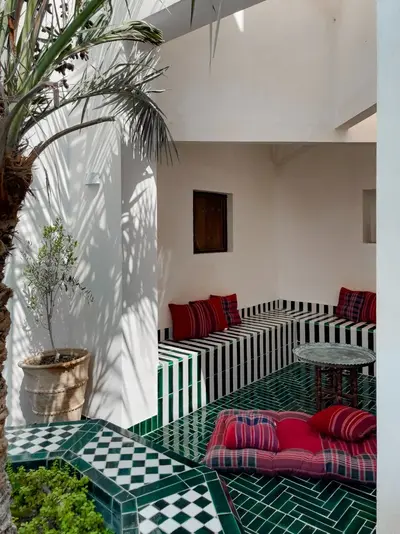 بومگردی سه خوابه ساحلی خانه مرجان