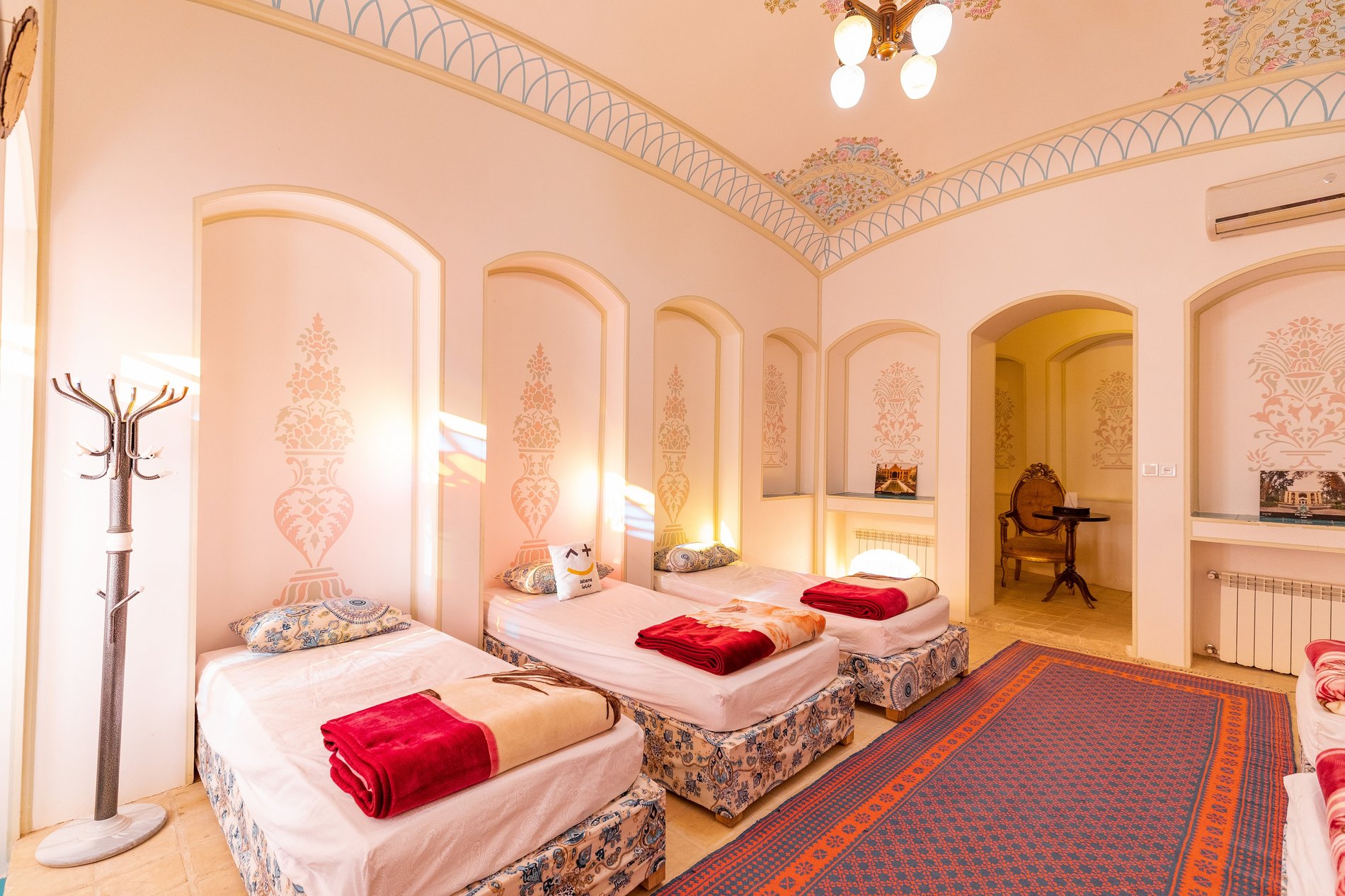 اقامتگاه سنتی امیرالسلطنه - واحد شبستان 1