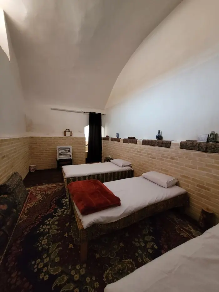 بوم گردی کاهگلی واحد دالان - اتاق دالان در زیرزمین اقامتگاه 