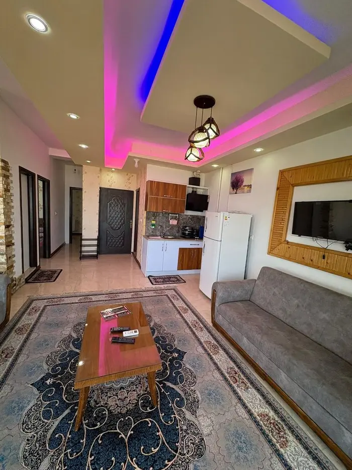 آپارتمان دوخوابه ساحلی تاج واحد ۶