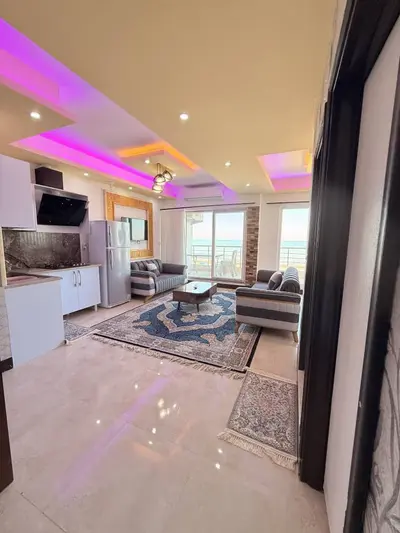 آپارتمان دوخوابه ساحلی تاج واحد 8