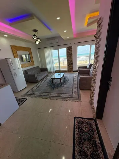 آپارتمان دوخوابه ساحلی تاج واحد ۶