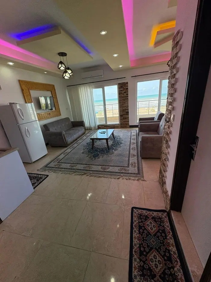 آپارتمان دوخوابه ساحلی تاج واحد ۶