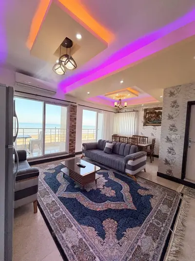 آپارتمان دوخوابه ساحلی تاج واحد ۱۰