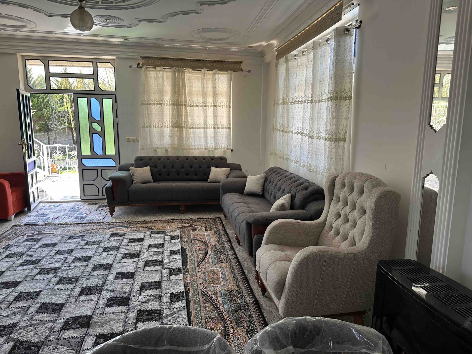 ویلا دوخوابه استخردار آبگرم فردوس 2 - انتخاب عنوان تصویر