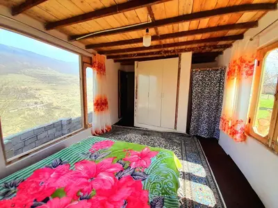 کلبه یک خوابه چوبی لوتک